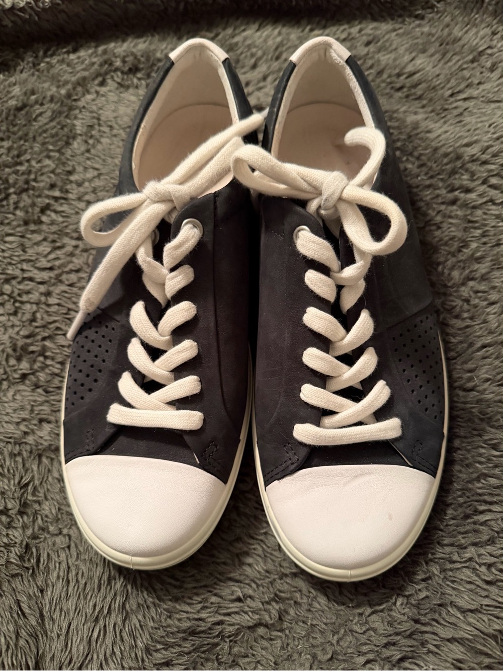 Ecco Black and White Leather Low-Top Sneakers